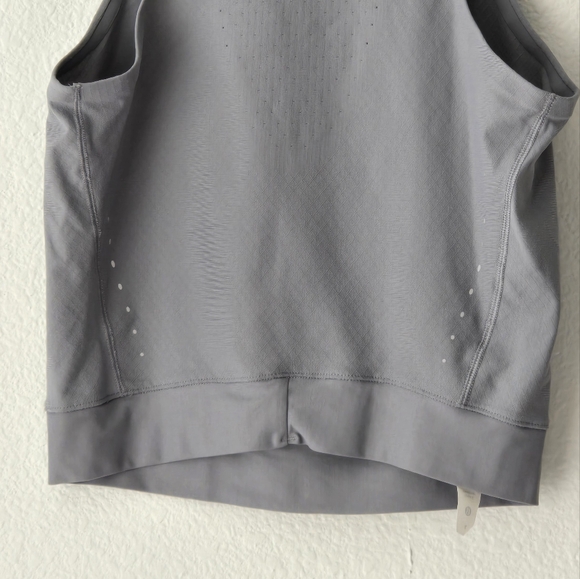 Lululemon SenseKnit Running Tank Top - Size 4 - Grey - Picture 5 of 10